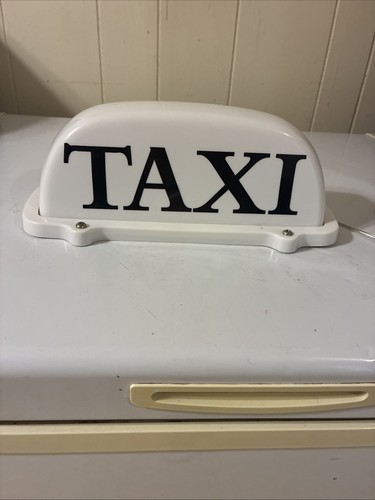 Taxi top dome light - taxi,