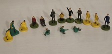 Subbuteo Pitch Side Figures