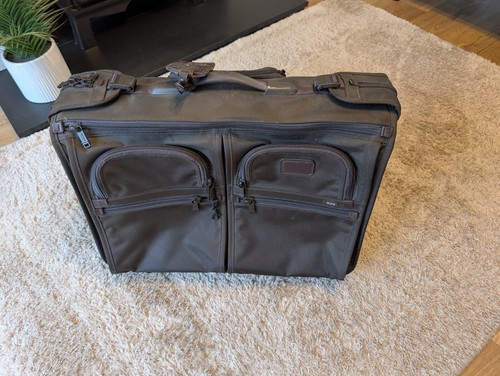 Tumi alpha wheeled - alpha, suit