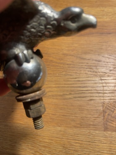 Large desmo eagle - on, ball