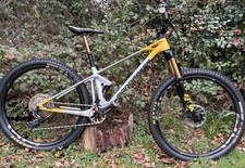Mondraker Raze Carbon RR