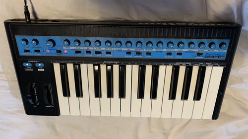Novation bass station - novation, 1