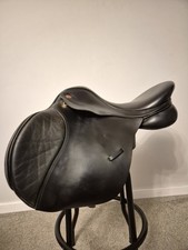17 Kent and Masters GB Saddle