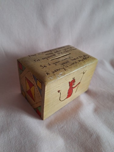 Vintage 1950 wooden - vintage, devils