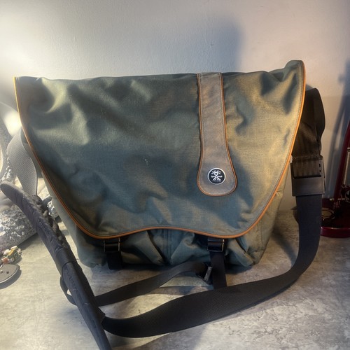 Crumpler crisp suit messenger - crisp,