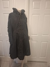 Creenstone Avant Garde style