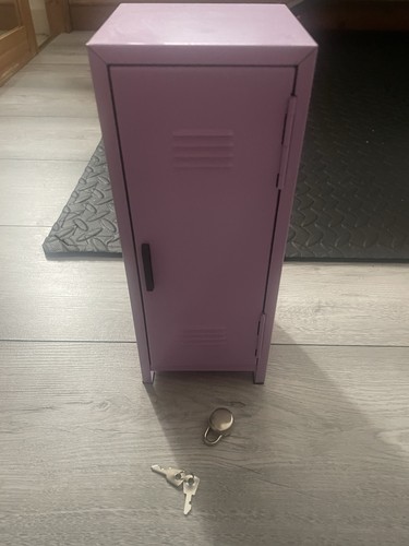 Girls purple metal locker - metal,