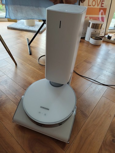 Samsung jet bot robot - bot,