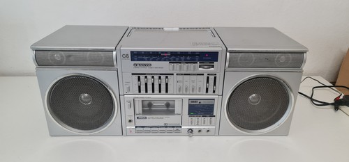 Vintage sanyo carrying - vintage,
