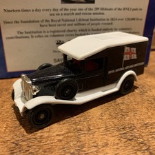 Lledo RNLI Lifeboat Packard