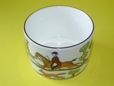 A Wedgwood Hunting Scenes Open