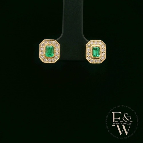 18ct gold emerald studs - 18ct,