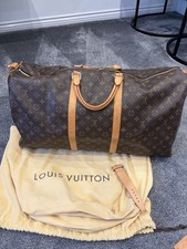 Louis Vuitton Keepal
