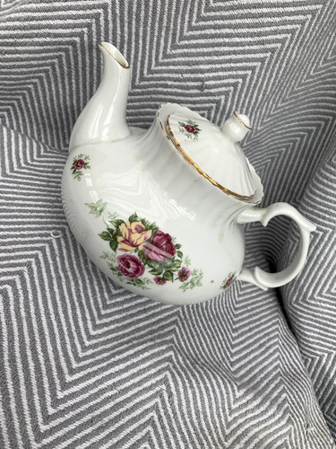 Chodziez poland roses pattern - poland,