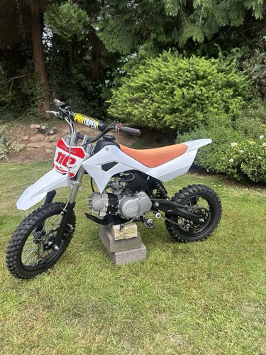 Stomp wpb 110cc pit bike - stomp,