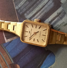 Vintage Luxury Gold Ladies