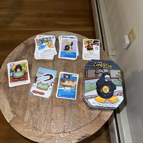 Disney club penguin topps card - disney,