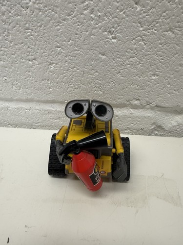 Disney pixar wall space - pixar, wall-e