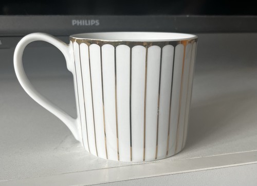 Pied terre gold striped - pied, mug