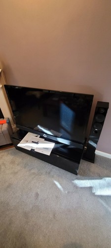 Loewe 46inch with stand - 46inch,