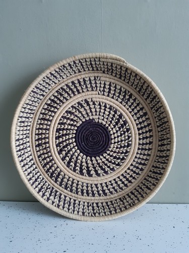Large african round - african,