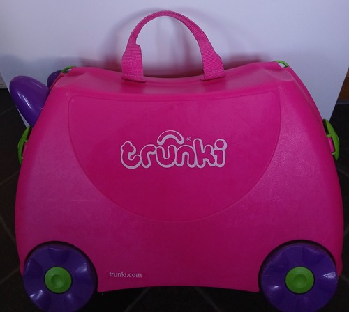 Pink trunki child wheeled - pink,
