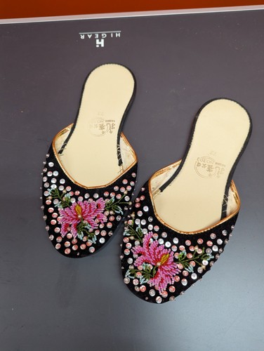 Japanese slippers beaded - japanese,