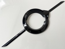 GLOSS BLACK FRONT GRILL BADGE