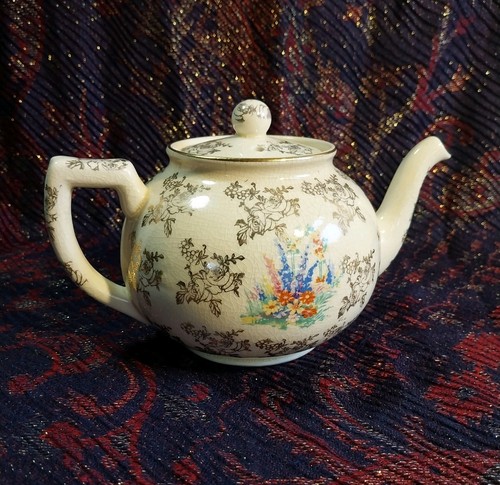 Arthur wood vintage teapot - arthur,