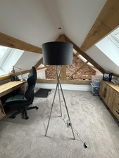 Preloved NEXT Chrome Tripod