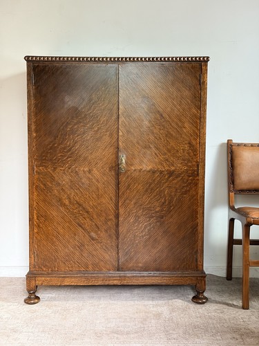 Vintage oak veneer cupboard - oak,