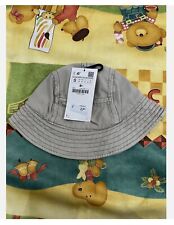 Zara Unisex Bucket Hat - Small