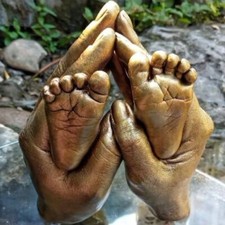 Family Holding Hand 3D Casting Moulding Kit | up to 5 Hand | Gift Idea