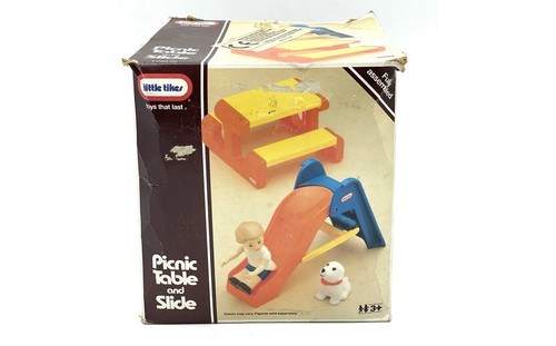 Vintage little tikes dollhouse - vintage,