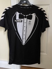 Cultural Deportiva Leonesa Limited Hummel Edition Tuxedo Shirt Men’s Small