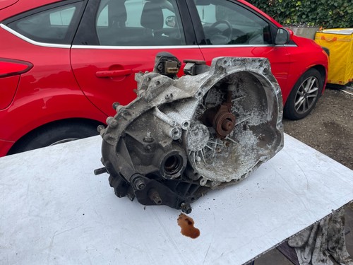 Ford escort rs2000 2000 - ford,