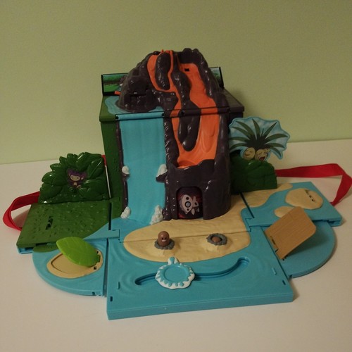 Pokemon carry volcano - pokemon,