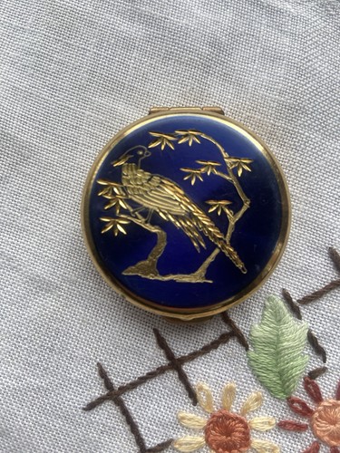 Vintage stratton pill box - stratton,