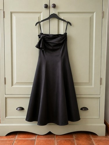Coast black satin - coast, feel
