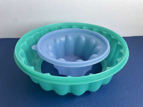 Vintage plastic tupperware - vintage,