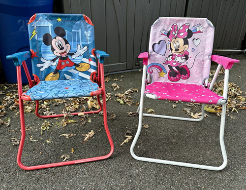 Used disney kids folding - used,