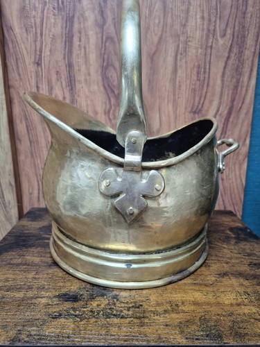 Vintage brass coal scuttle - brass,