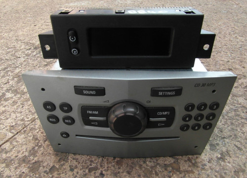 Vauxhall corsa cd30 mp3 - d,