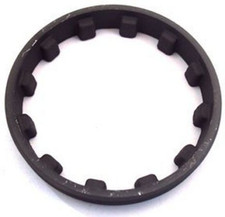 YAMAHA / MARINER OUTBOARD 40 50 55 HP LOCK RING NUT 697-45384-00-EL Spanner