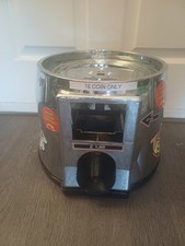 Tubz vending machine tower