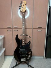 Yamaha BB424X BL Electric Bass