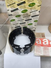 Range Rover Classic NOS - V8 / LT95 Gearbox HandBrake Shoe kit - STC2880 GBS654