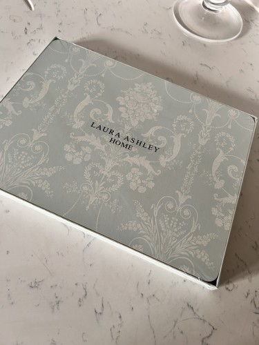 Lovely set laura ashley - 4,