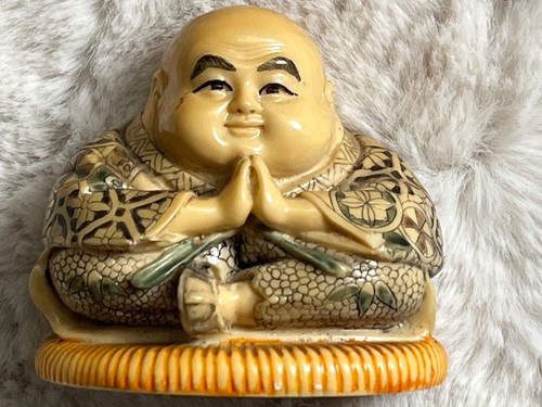 Vintage japanese style resin - vintage,