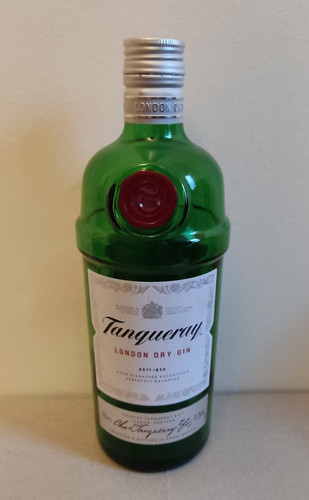Empty tanqueray london - empty,
